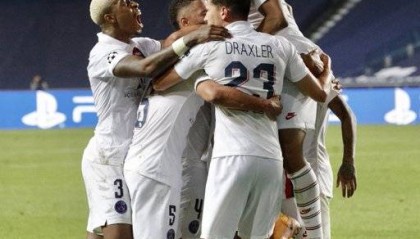  富勒姆补时连入两球逆转西汉姆